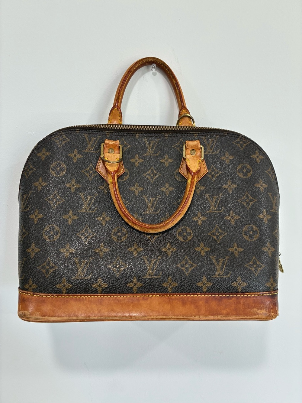 Vintage Authentic Louis Vuitton Alma PM
